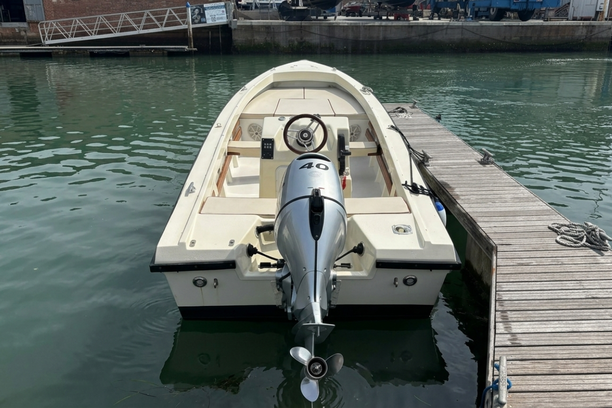 Lagoon Islands Tour